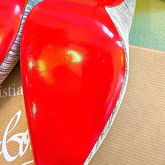 Christian Louboutin So Kate 120 Unicorn suede leather Pumps. EU 42. - Picture 13 of 16